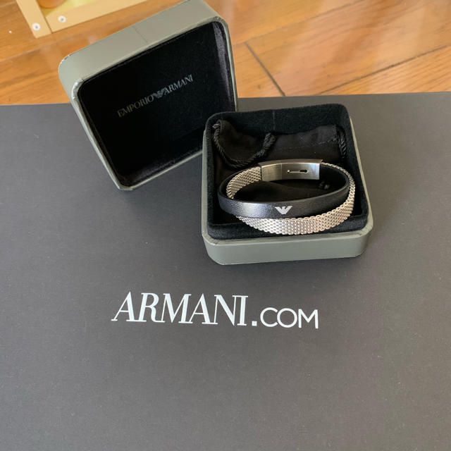 Emporio Armani(エンポリオアルマーニ)のブレスレット メンズのアクセサリー(ブレスレット)の商品写真