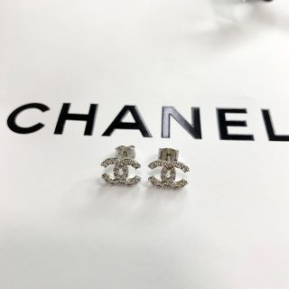 シャネル(CHANEL)の🌼新品未使用🌼CHANEL ピアス ノベルティー(ピアス)