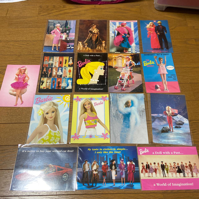 Barbie(バービー)のバービーポストカード　16枚セット エンタメ/ホビーのおもちゃ/ぬいぐるみ(キャラクターグッズ)の商品写真