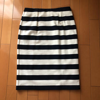 イッカ(ikka)のジャージー素材　スカート(ひざ丈スカート)