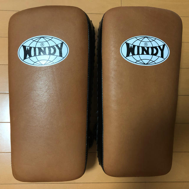 WINDY 本革キックミットの通販 by R.shop｜ラクマ