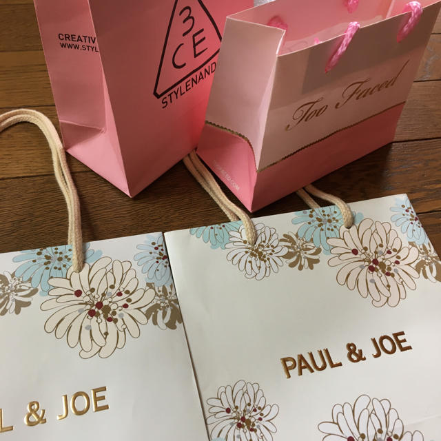 PAUL & JOE(ポールアンドジョー)のPAUL&JOEショップ袋＋おまけ付 レディースのバッグ(ショップ袋)の商品写真