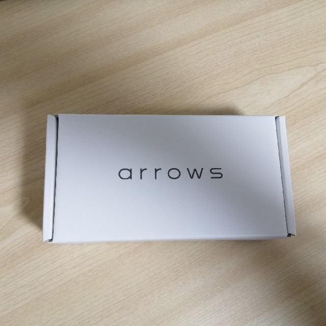 新品未開封　arrows M05 ホワイト