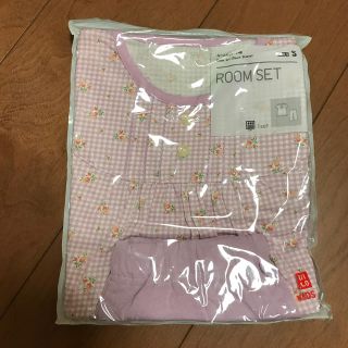 ユニクロ(UNIQLO)のルームウェア　上下セット　S 110-125(パジャマ)