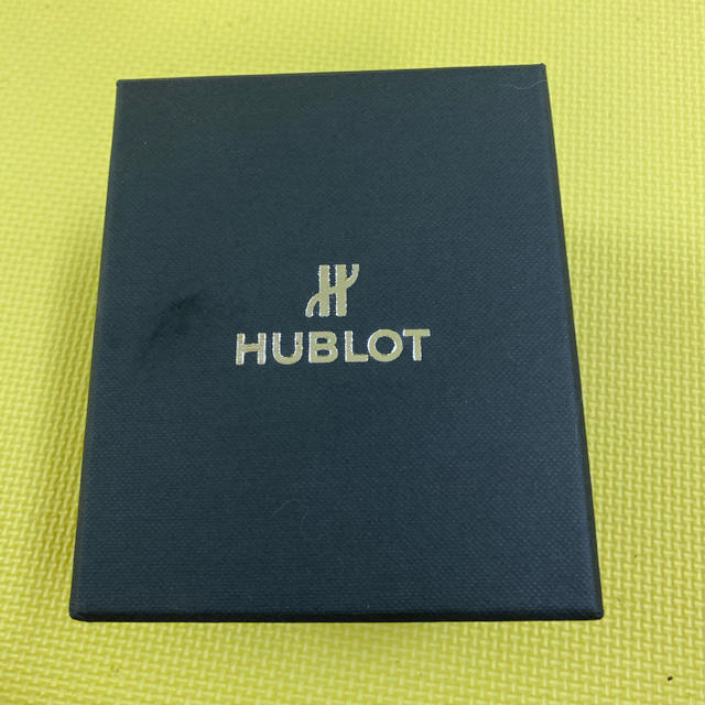 HUBLOT(ウブロ)のHUBLOT ウブロ  トラベルボックス 　 メンズの時計(腕時計(アナログ))の商品写真