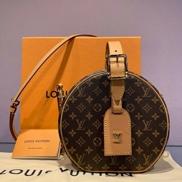 LOUIS VUITTON - ルイヴィトン 丸型 ショルダーバッグM43514 プティット・ボワット・シャポーの通販 by エル's