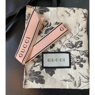 グッチ(Gucci)のgucci 巾着(ポーチ)