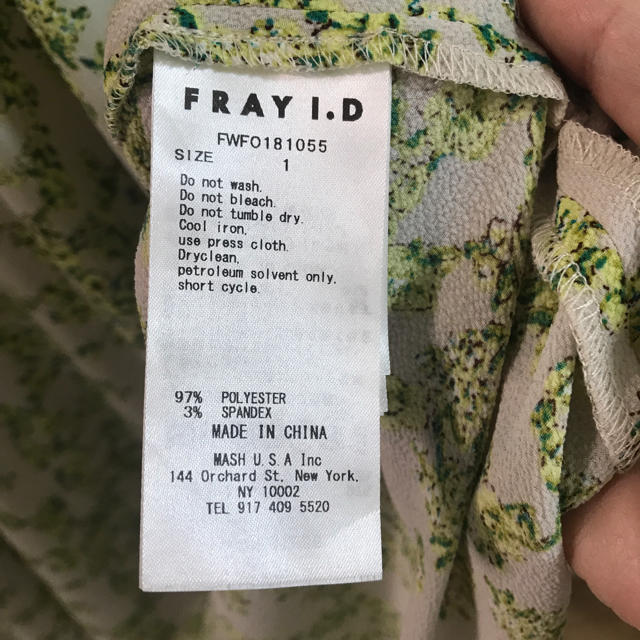 FRAY I.D(フレイアイディー)のとわ様専用✩︎⡱ パフスリーブフラワーワンピース レディースのワンピース(ロングワンピース/マキシワンピース)の商品写真