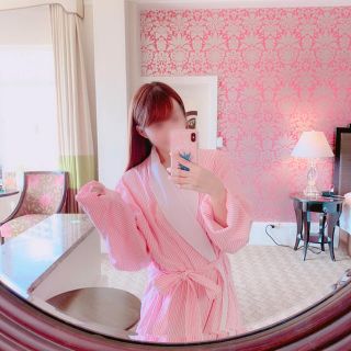 上品 ロイヤルハワイアンピンクバスロ-ブ ロイヤルハワイアン☆ピンク