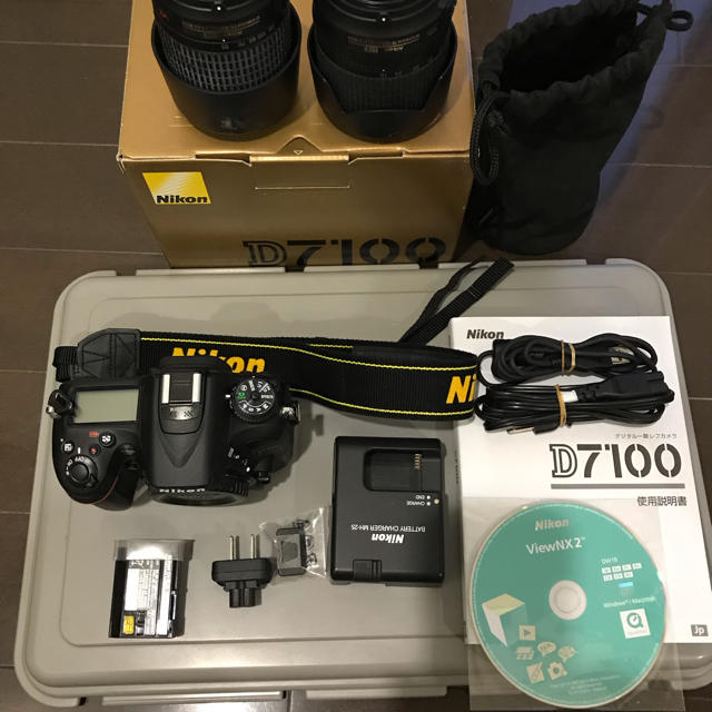 Nikon D7100 純正レンズ二本付き