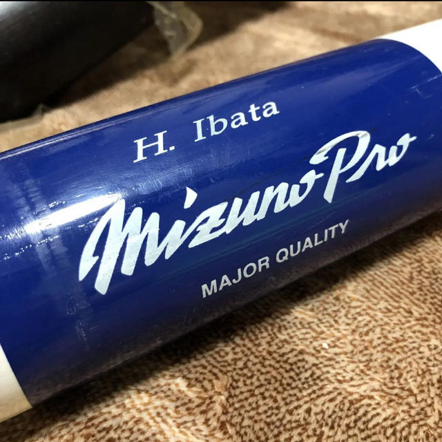 人気カラーの 中日ドラゴンズ 井端弘和 バット - 記念品+関連グッズ