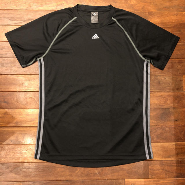 adidas(アディダス)の【メンズ】adidas Tシャツ　 スポーツ/アウトドアのトレーニング/エクササイズ(トレーニング用品)の商品写真