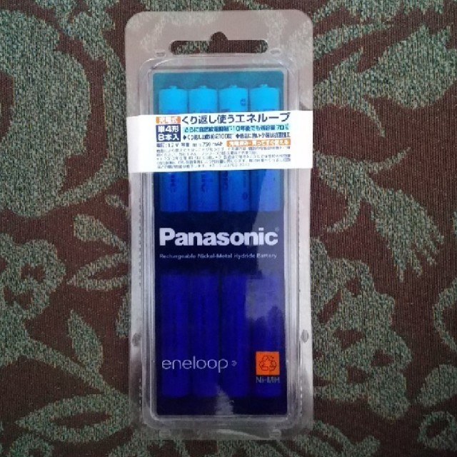 Panasonic(パナソニック)のパナソニック  単4充電池8本  エネループ スマホ/家電/カメラのスマートフォン/携帯電話(バッテリー/充電器)の商品写真