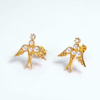 ＜受注制作＞ツバメのピアス　パール　シルバー　かわいい　0337(ピアス)