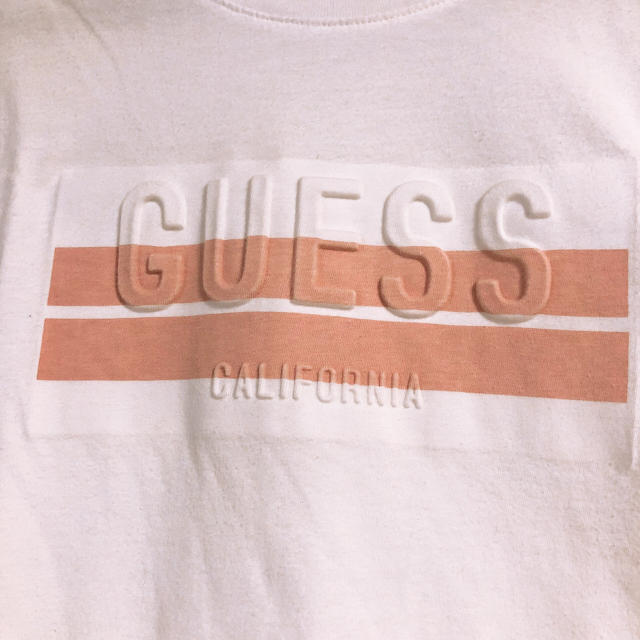 GUESS(ゲス)の【GUESS】 カリフォルニア Tシャツ レディースのトップス(Tシャツ(半袖/袖なし))の商品写真