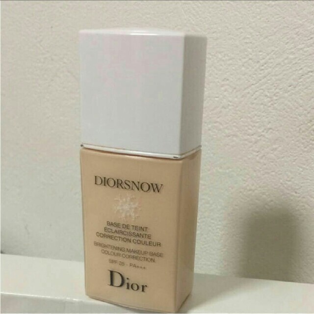 Dior(ディオール)のぼぼりん様 Diorファンデーション コスメ/美容のベースメイク/化粧品(ファンデーション)の商品写真