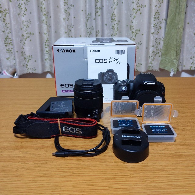 Canon　EOS kiss x9 レンズキット