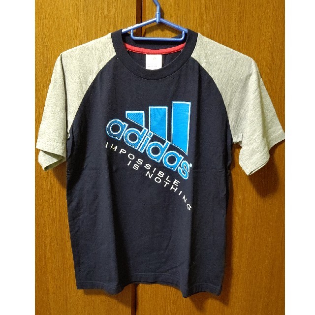 adidas(アディダス)のadidasTシャツ(150) キッズ/ベビー/マタニティのキッズ服男の子用(90cm~)(Tシャツ/カットソー)の商品写真