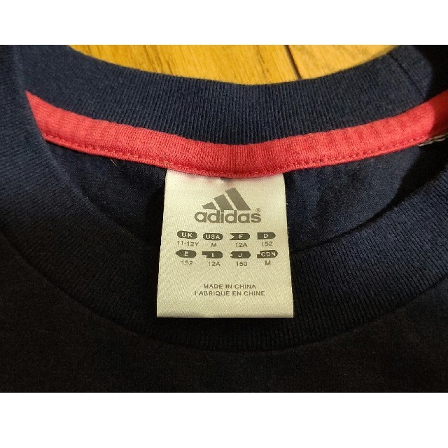 adidas(アディダス)のadidasTシャツ(150) キッズ/ベビー/マタニティのキッズ服男の子用(90cm~)(Tシャツ/カットソー)の商品写真