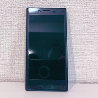 エヌティティドコモ(NTTdocomo)のXperia X Compact Black 32 GB docomo (スマートフォン本体)