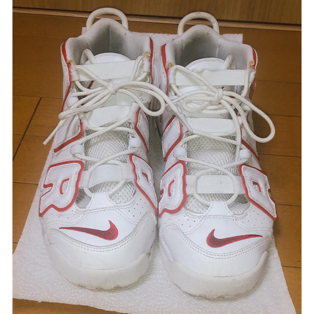 NIKE(ナイキ)のじー様専用Nike air more uptempoモアテン 白赤 24.5cm レディースの靴/シューズ(スニーカー)の商品写真