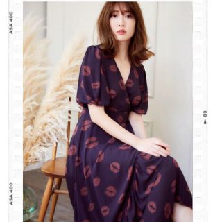 スナイデル(SNIDEL)の最終値下げ　Herlipto Lip-print Wrap Dress(ひざ丈ワンピース)