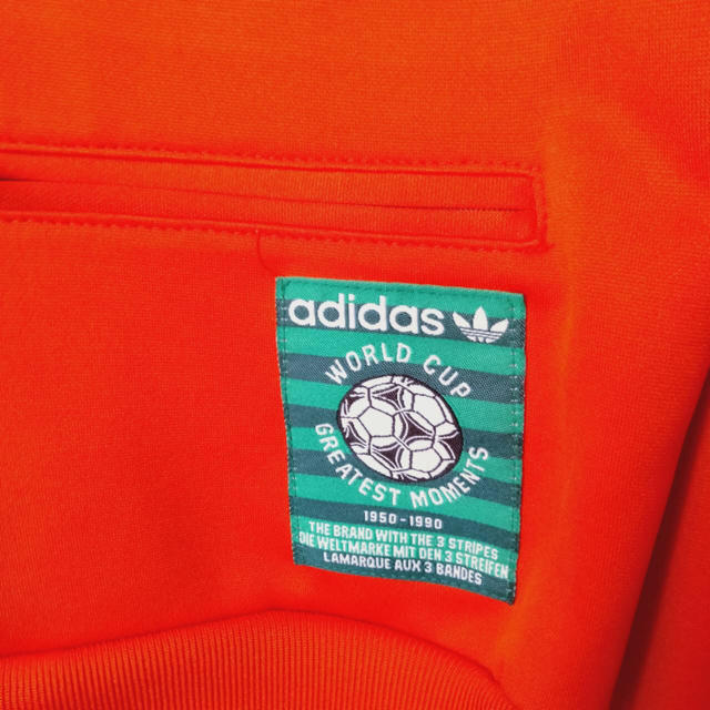 adidas(アディダス)の【デッドストック　ヴィンテージ】オランダ代表　アディダス　トラックジャケット メンズのトップス(ジャージ)の商品写真
