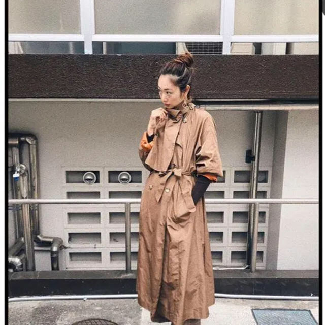 Ameri VINTAGE(アメリヴィンテージ)のameri SHAKA SHAKA OVER TRENCH COAT アメリ レディースのジャケット/アウター(トレンチコート)の商品写真