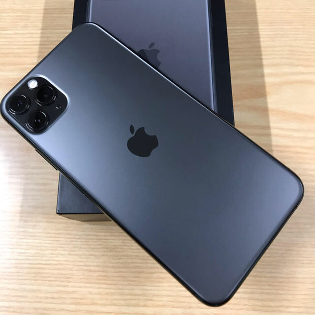 iPhone 11 Pro  MAX space Gray