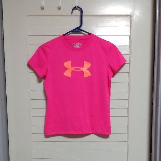 アンダーアーマー(UNDER ARMOUR)のUNDER ARMOURトレーニングTシャツ(ウェア)