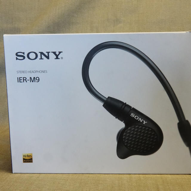 SONY(ソニー)のけんちゃんママ様専用　SONY IER-M9   スマホ/家電/カメラのオーディオ機器(ヘッドフォン/イヤフォン)の商品写真