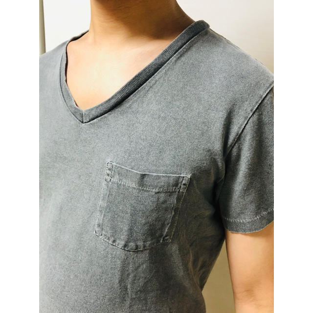 JOURNAL STANDARD(ジャーナルスタンダード)のジャーナル別注のベルバシーンVネックT メンズのトップス(Tシャツ/カットソー(半袖/袖なし))の商品写真