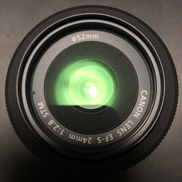 Canon(キヤノン)のEF-S 24mm F2.8 STM スマホ/家電/カメラのカメラ(レンズ(単焦点))の商品写真