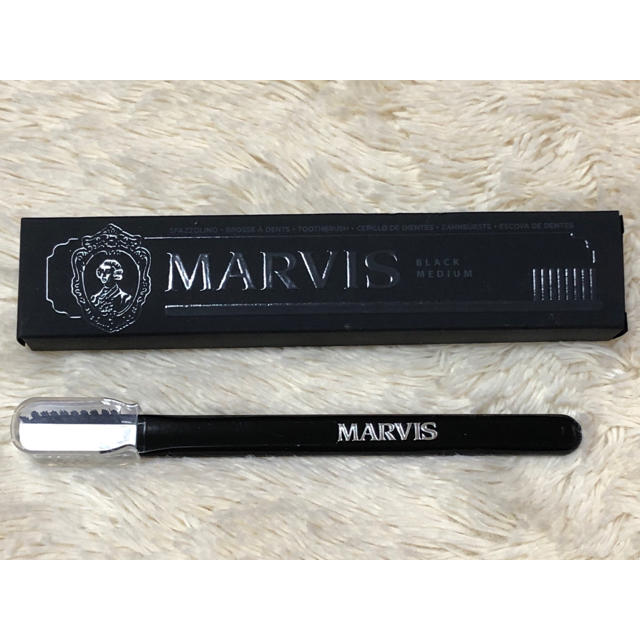 MARVIS(マービス)の【MARVIS】歯ブラシ🦷 コスメ/美容のオーラルケア(歯ブラシ/デンタルフロス)の商品写真