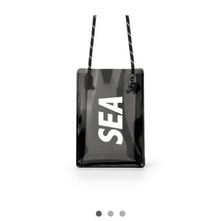 シー(SEA)のwind and sea CASETiFY phone sling bag(トートバッグ)