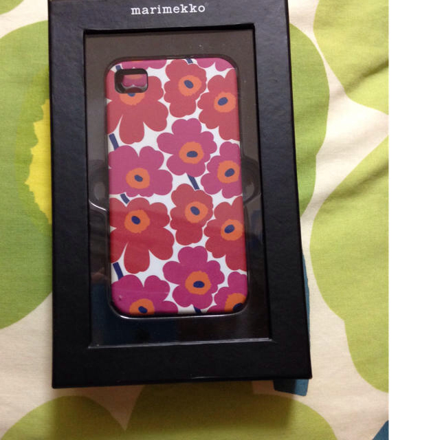 marimekko(マリメッコ)の正規品♡marimekkoケース スマホ/家電/カメラのスマホアクセサリー(モバイルケース/カバー)の商品写真