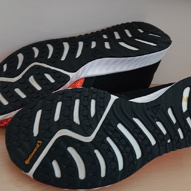 adidas(アディダス)のアディダス 23.5 レディースの靴/シューズ(スニーカー)の商品写真