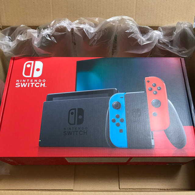 新品未開封　任天堂Switch 本体　送料込みゲームソフト/ゲーム機本体