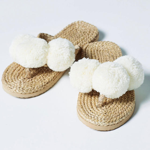 m.sct様専用】mikomori☆完売!3ポンポンサンダル白M23〜24cm