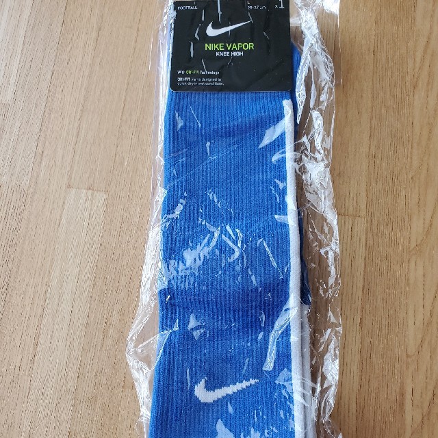 NIKE(ナイキ)の新品！NIKE　サッカーソックス スポーツ/アウトドアのサッカー/フットサル(その他)の商品写真