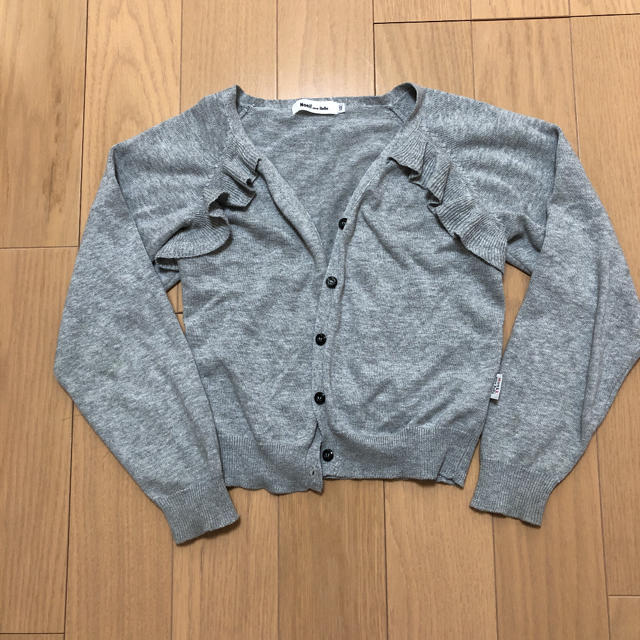 BeBe(ベベ)のBeBe カーディガン　140 キッズ/ベビー/マタニティのキッズ服女の子用(90cm~)(カーディガン)の商品写真