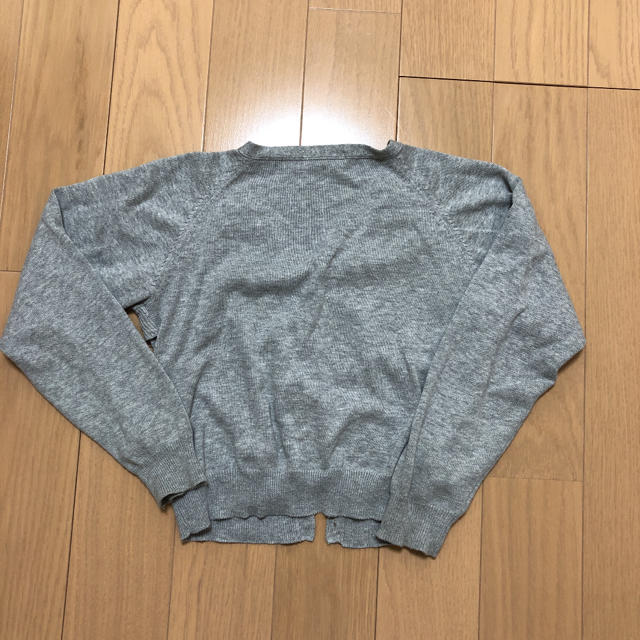 BeBe(ベベ)のBeBe カーディガン　140 キッズ/ベビー/マタニティのキッズ服女の子用(90cm~)(カーディガン)の商品写真