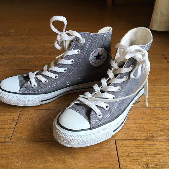 CONVERSE(コンバース)の最終お値下げ！美品！コンバース  converse ハイカット　グレー　22.5 レディースの靴/シューズ(スニーカー)の商品写真