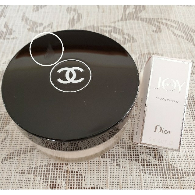 CHANEL(シャネル)のCHANELフェイスパウダー #20ｸﾚｰﾙ ・Dior JOY ﾐﾆﾎﾞﾄﾙ コスメ/美容のベースメイク/化粧品(フェイスパウダー)の商品写真