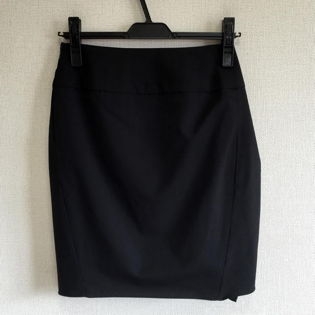 VIA BUS STOP(ヴィアバスストップ)のカイリータンカス♡黒色のモードスカート レディースのスカート(ひざ丈スカート)の商品写真
