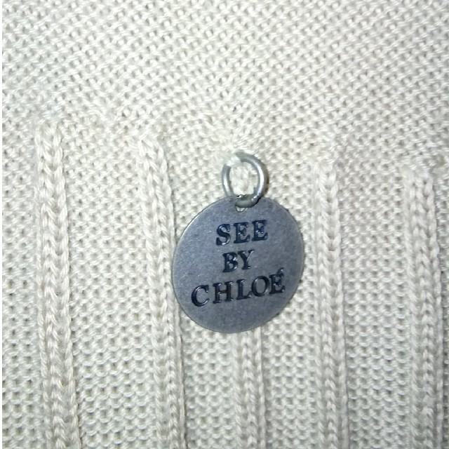 SEE BY CHLOE(シーバイクロエ)のSEE BY CHLOE　 シーバイクロエ　半袖ニットワンピース　ベージュ レディースのワンピース(ひざ丈ワンピース)の商品写真