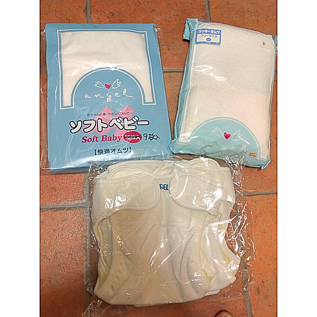 布おむつセット　格安で！ キッズ/ベビー/マタニティのおむつ/トイレ用品(布おむつ)の商品写真