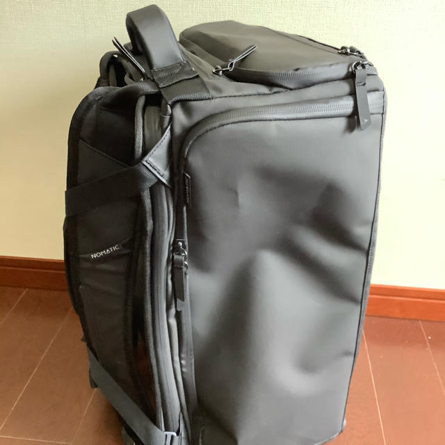 最新モデル】Nomatic 30L Travel Bag ノマティック www.krzysztofbialy.com