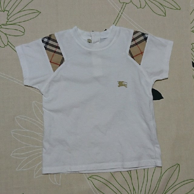 BURBERRY(バーバリー)のBURBERRY 4Y 104㎝ キッズ/ベビー/マタニティのキッズ服男の子用(90cm~)(Tシャツ/カットソー)の商品写真