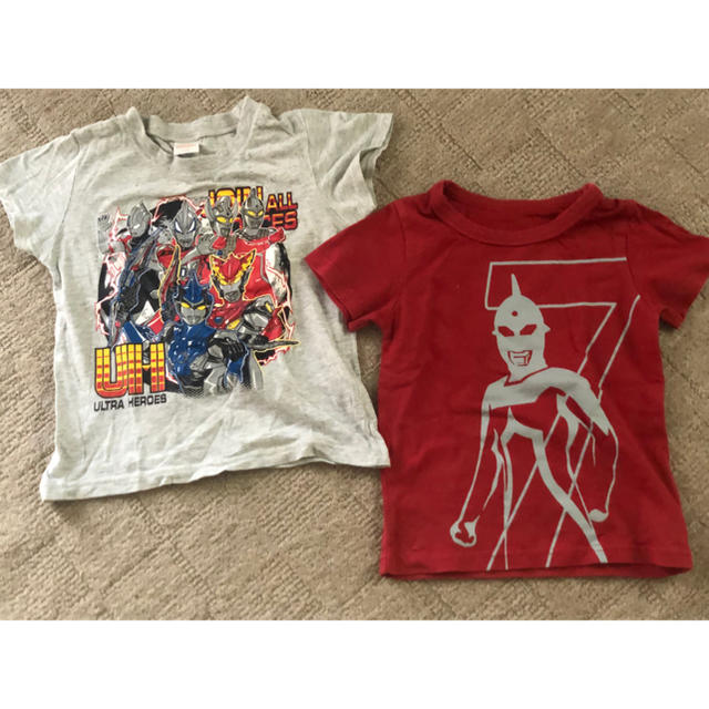 ウルトラマン　Tシャツ　2枚セット！ キッズ/ベビー/マタニティのキッズ服男の子用(90cm~)(Tシャツ/カットソー)の商品写真